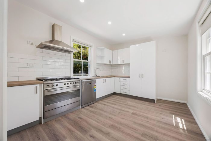 1-web-or-mls-42-Faithful-St-1