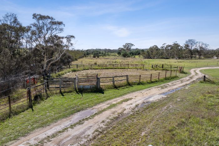 132638294__1738028356-157419-20-web-or-mls-Drone-323-Duckfield-Rd-11