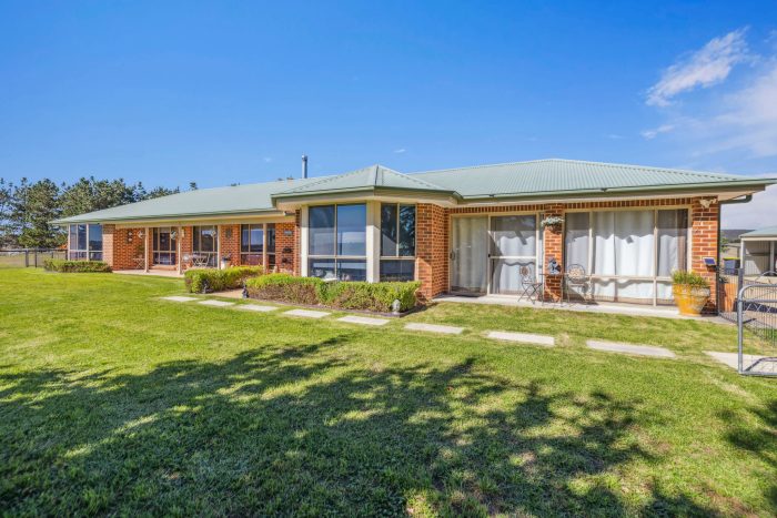 143135622__1744068870-32783-5-web-or-mls-2204-Windellama-Rd-5