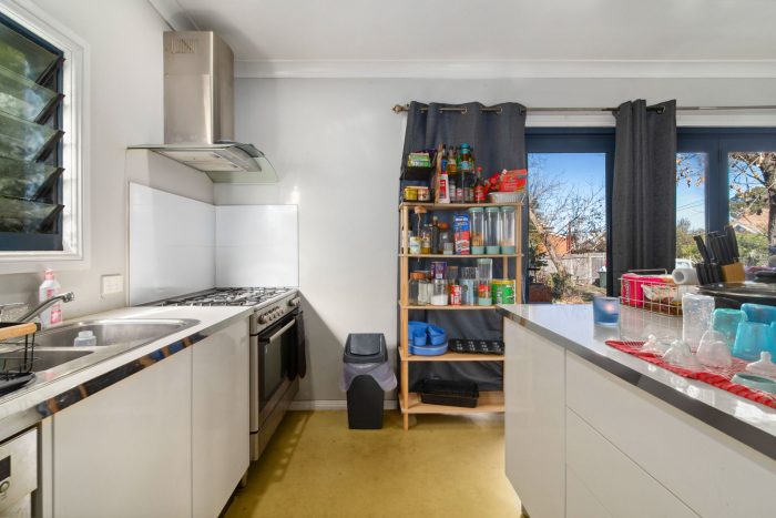 148463744__1747709670-51935-3-web-or-mls-55-Auburn-St-3