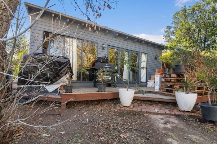 148463873__1747709686-51878-13-web-or-mls-55-Auburn-St-13