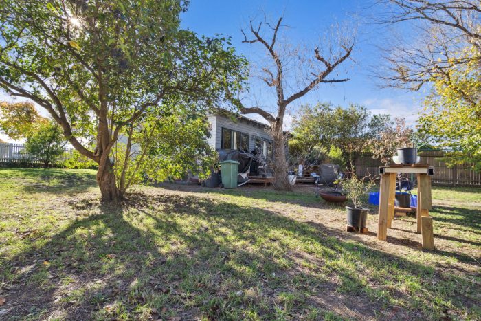 148463875__1747709688-61258-14-web-or-mls-55-Auburn-St-14