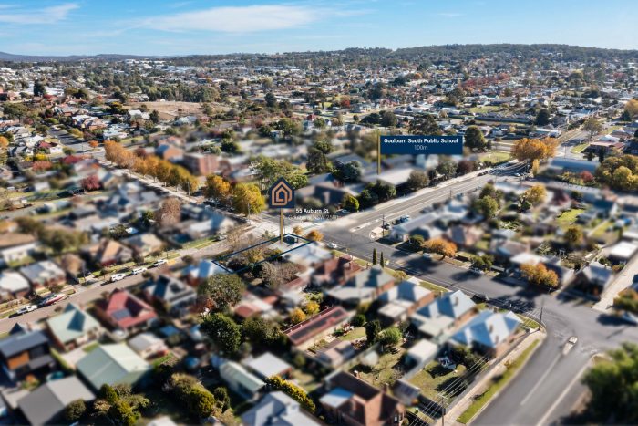 148463932__1747709692-51887-24-web-or-mls-SM-Drone-55-Auburn-St-4