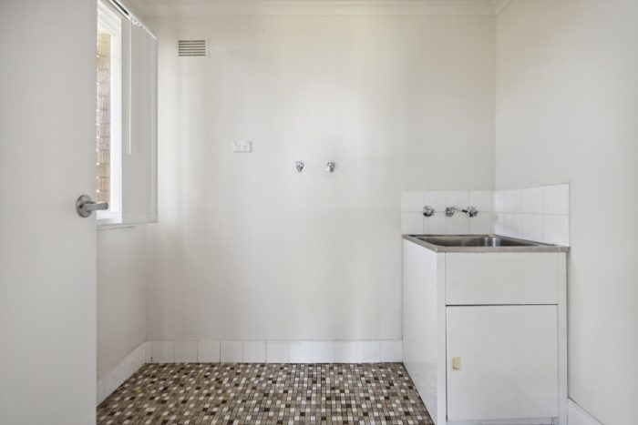 152107844__1750297996-51267-9-web-or-mls-59GibsonSt-3
