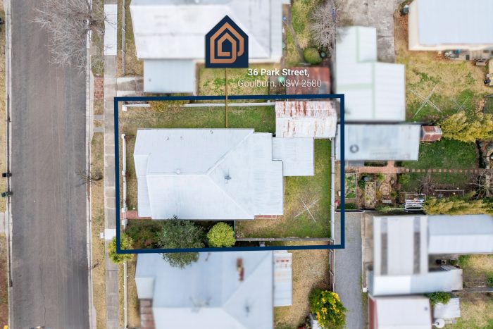 156450082__1753230085-27942-9-web-or-mls-SM-Drone-36-Park-St-3