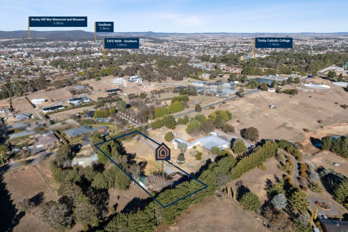 156593310__1753313427-20399-26-web-or-mls-SM-Drone-36-Rivers-St-3