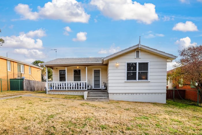 157193795__1753750290-43636-11-web-or-mls-4Woodward-Hero