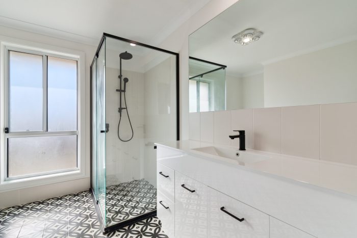 162464458__1757287086-24445-1-print-116-Mulwaree-St-1