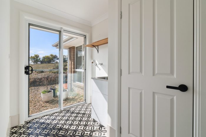 162464582__1757287128-36525-12-print-116-Mulwaree-St-12