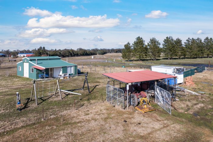 162587342__1757311300-95209-6-web-or-mls-Drone-288-Fernleigh-Cl-6