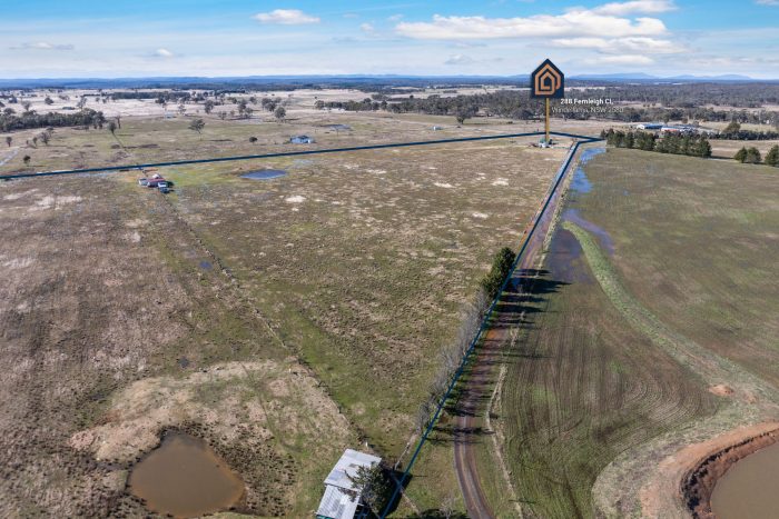 162587363__1757311309-107336-11-web-or-mls-SM-Drone-288-Fernleigh-Cl-3