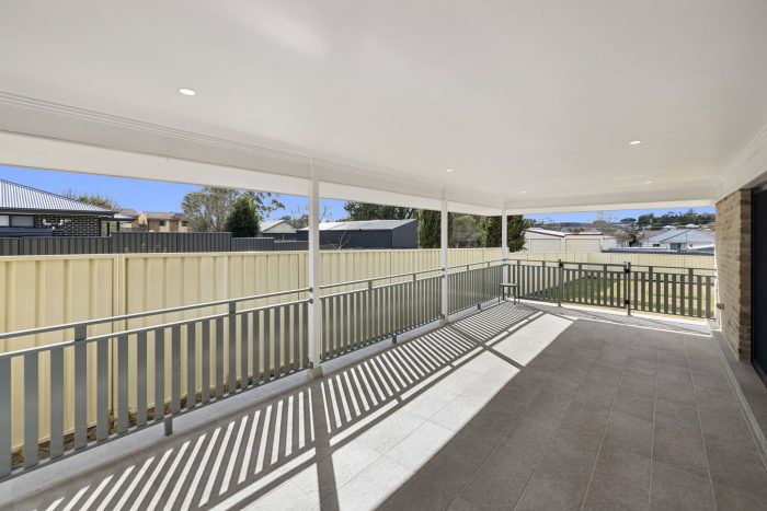 162749904__1757393418-91874-13-web-or-mls-71-Victoria-St-13