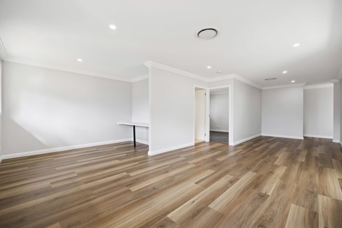 162749907__1757393421-79977-15-web-or-mls-71-Victoria-St-15