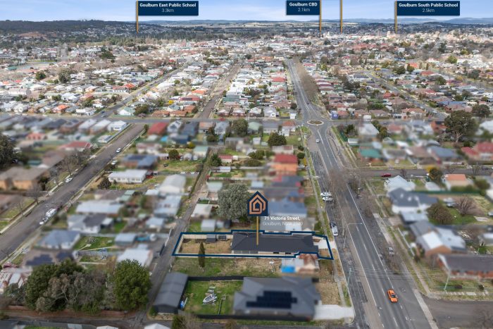 162749924__1757393430-80005-25-web-or-mls-SM-Drone-71-Victoria-St-3