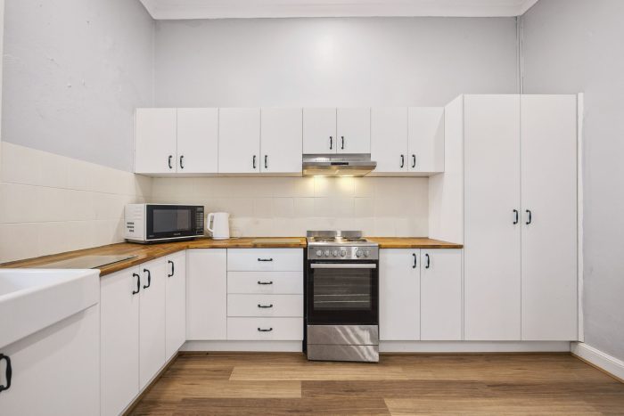 163192008__1757639532-50550-3-web-or-mls-16-John-St-3