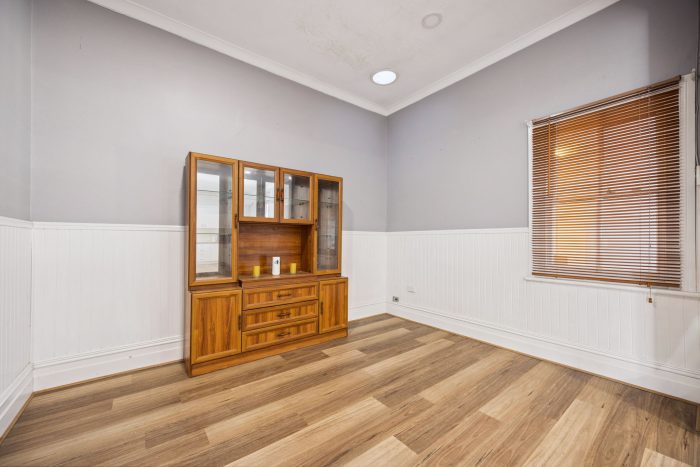 163192073__1757639536-50761-5-web-or-mls-16-John-St-5