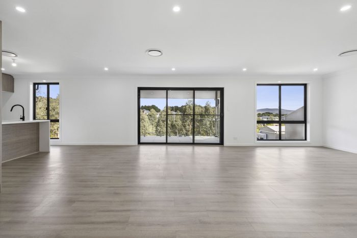 165019506__1758695035-103179-6-web-or-mls-17-Snowgums-Dr-6