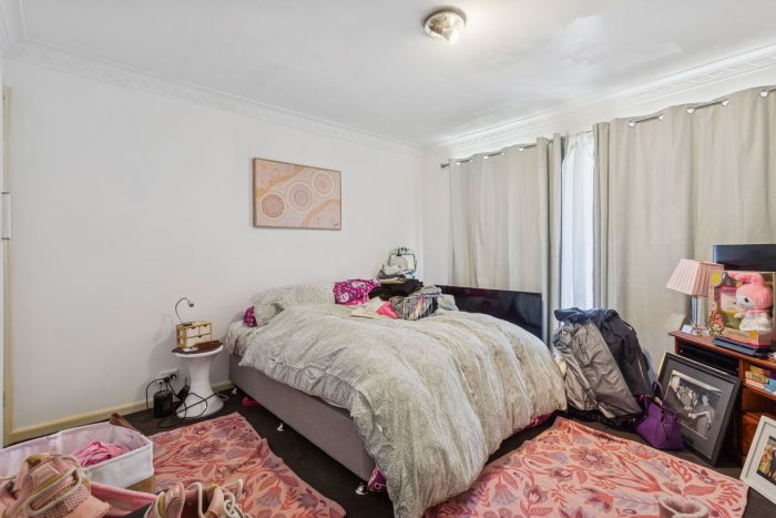 167063917__1759899732-96061-5-web-or-mls-182-Addison-St-5