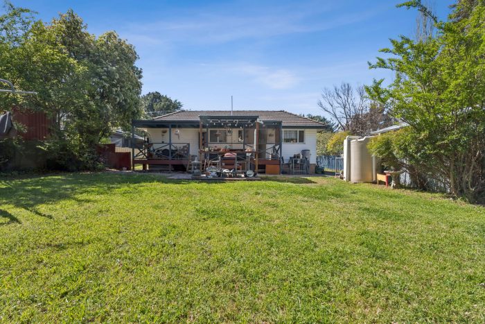 167063923__1759899736-83151-7-web-or-mls-182-Addison-St-7