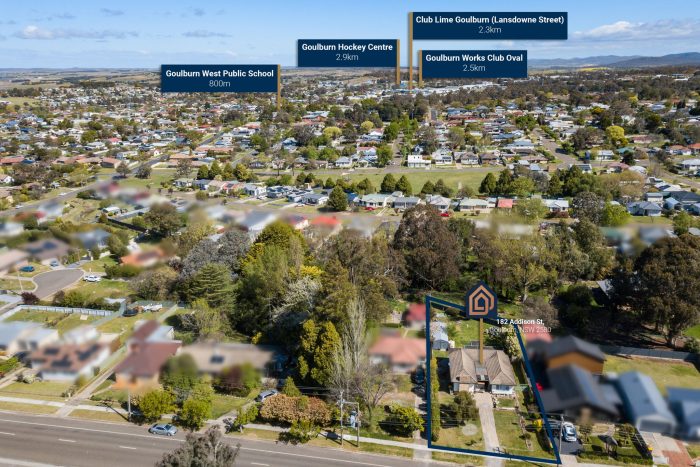 167063929__1759899741-96079-14-web-or-mls-SM-Drone-182-Addison-St-2