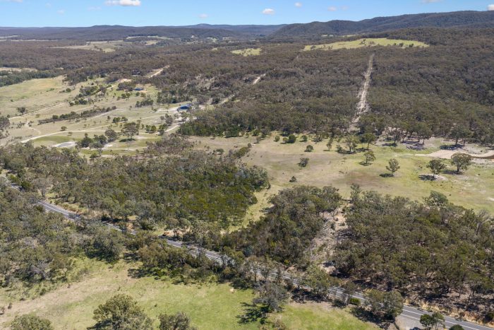 167200121__1759973578-61688-1-web-or-mls-Drone-887-Jerrara-Rd-1