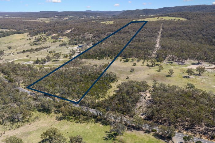 167200324__1759973600-61647-14-web-or-mls-SM-Drone-887-Jerrara-Rd-Property-A-1