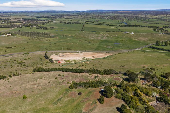 167806631__1760399147-43823-6-web-or-mls-Drone-52-Bishopthorpe-Ln-6