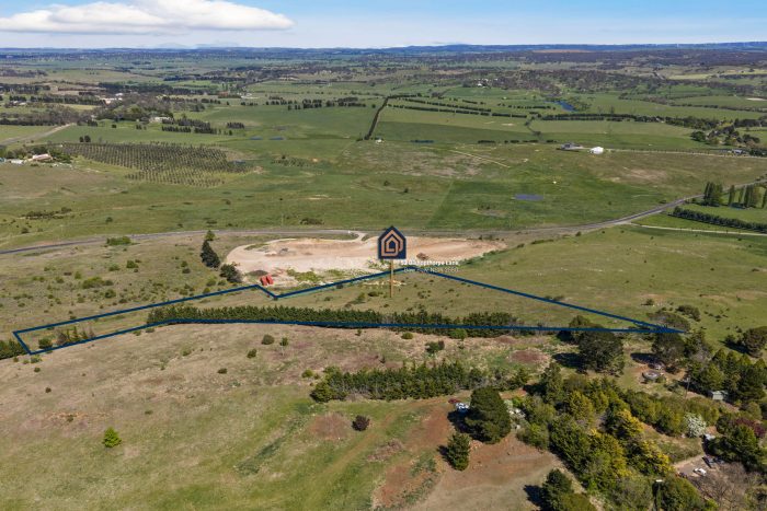 167806650__1760399162-43761-13-web-or-mls-SM-Drone-52-Bishopthorpe-Ln-4