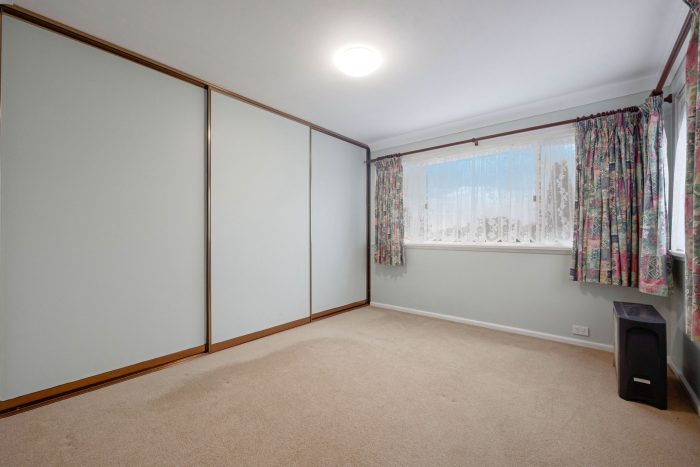 172227561__1762126338-42070-7-web-or-mls-8-Princes-Ave-7