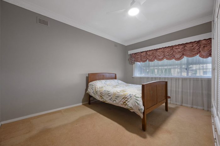 172227568__1762126340-28988-8-web-or-mls-8-Princes-Ave-8