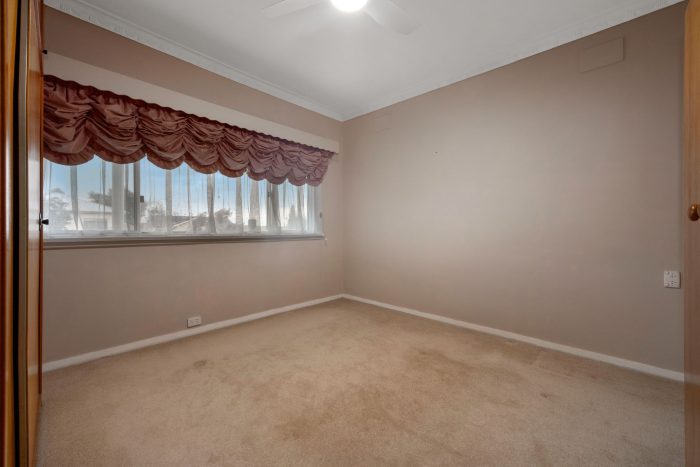 172227593__1762126343-181201-9-web-or-mls-8-Princes-Ave-9