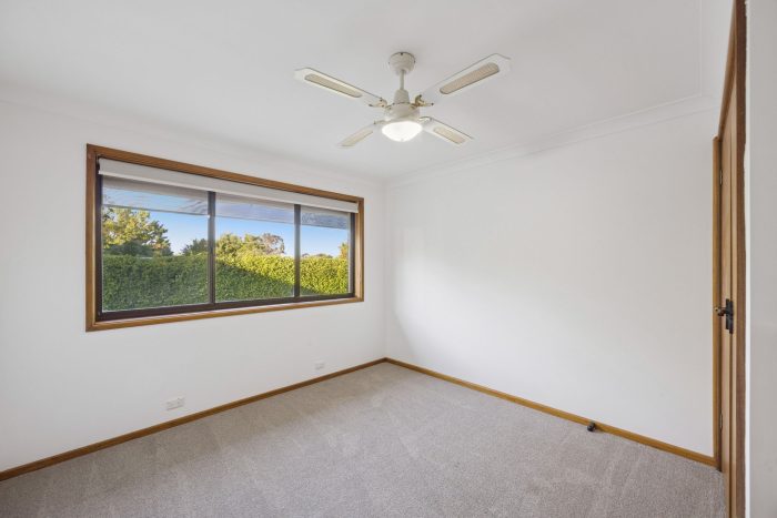 173475313__1762398625-76534-7-web-or-mls-20-Edward-St-7