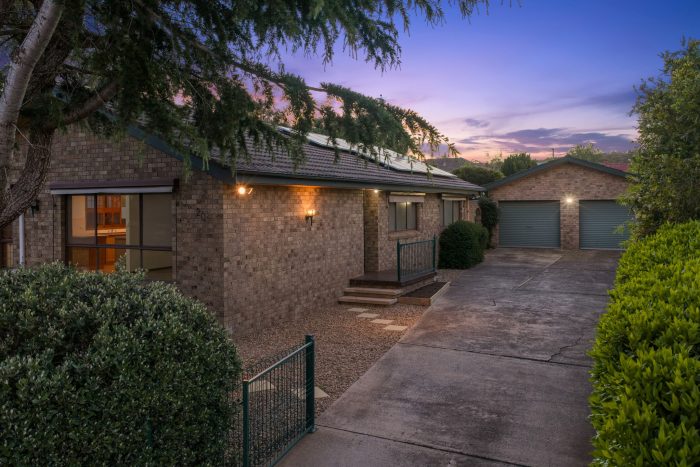 173475394__1762398641-255592-25-web-or-mls-Drone-20-Edward-St-8