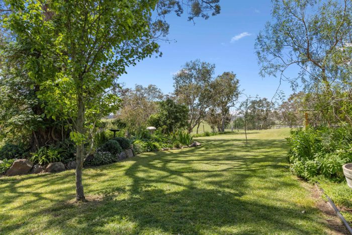 174004361__1762746463-74807-9-web-or-mls-205-Pooleys-Rd-9