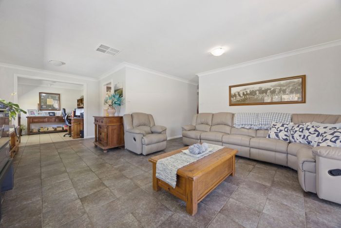 174004690__1762746515-74841-24-web-or-mls-205-Pooleys-Rd-12