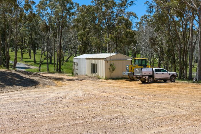 174799717__1763072388-15860-13-web-or-mls-1969-Wombeyan-Caves-Rd-13