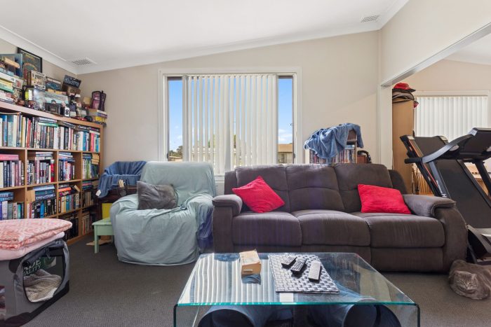 175166923__1763347323-76255-1-web-or-mls-16-Meehan-St-1