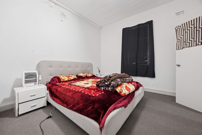 175420700__1763431655-67612-1-web-or-mls-66-68-Auburn-St-1