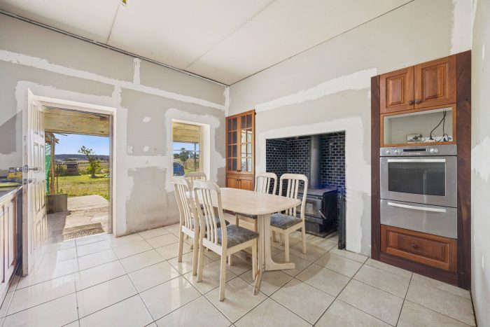 178392378__1764813969-65255-7-web-or-mls-57-Osmonds-Rd-7