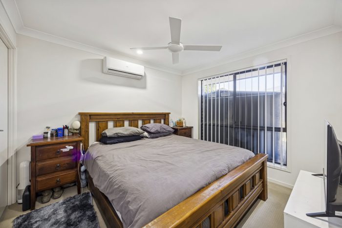 3-web-or-mls- 9 Bonneville Bvd-3