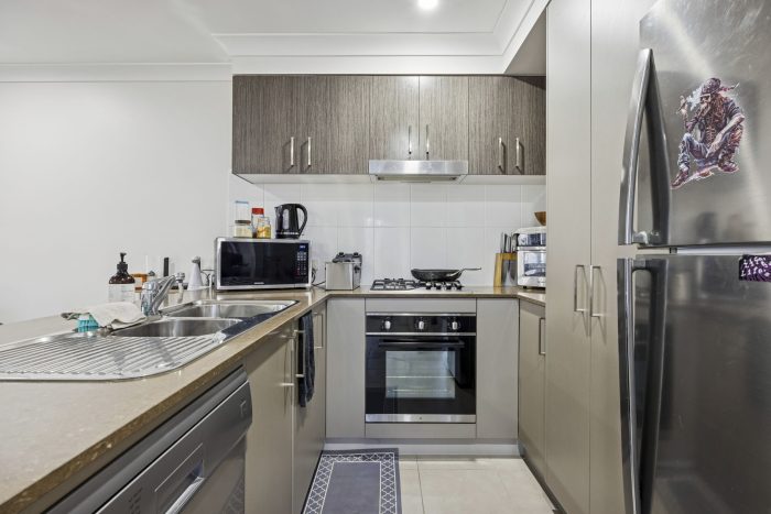 6-web-or-mls- 9 Bonneville Bvd-6