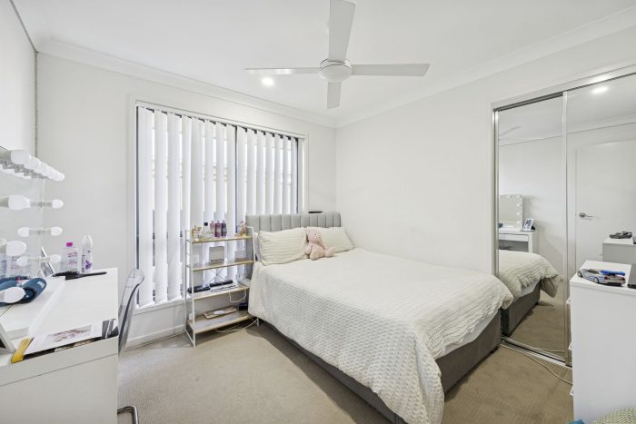 7-web-or-mls- 9 Bonneville Bvd-7