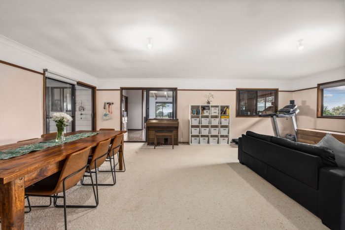 88032413__1713414079-80521-3-web-or-mls-3336-Range-Rd-3