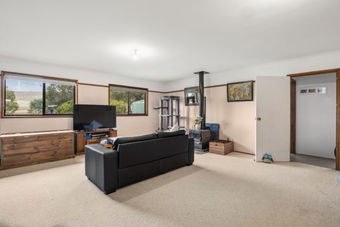 88032416__1713414081-80247-4-web-or-mls-3336-Range-Rd-4