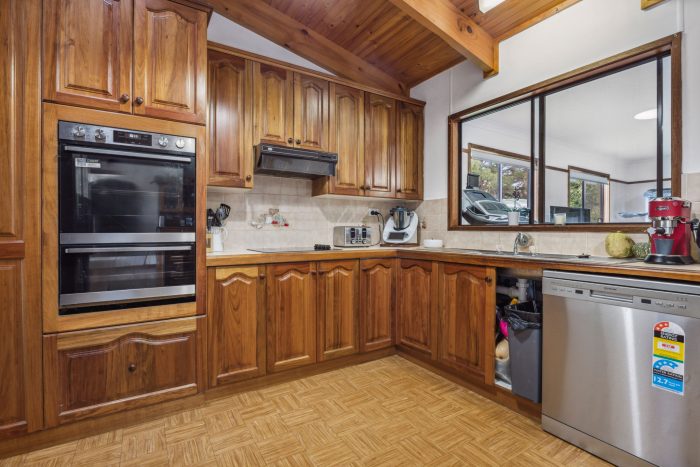 88032423__1713414086-80615-7-web-or-mls-3336-Range-Rd-7